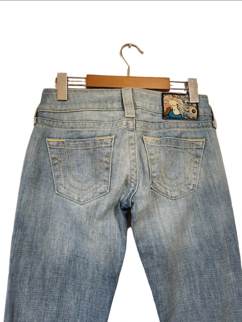 True Religion Y2K Caroline Lady Godiva Patch Low Rise Flare Jeans 26 Premium! - Picture 6 of 11
